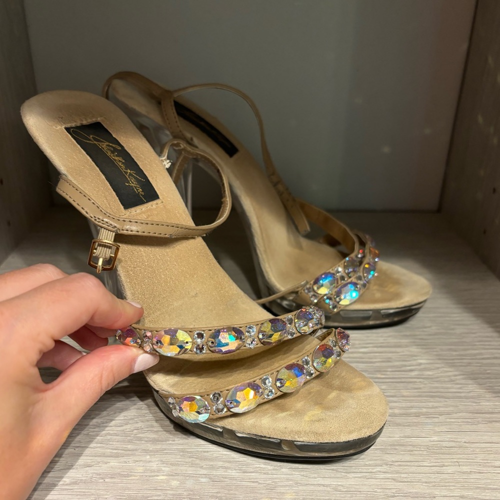 Johnathan Kayne Austria platform heel with crystals!